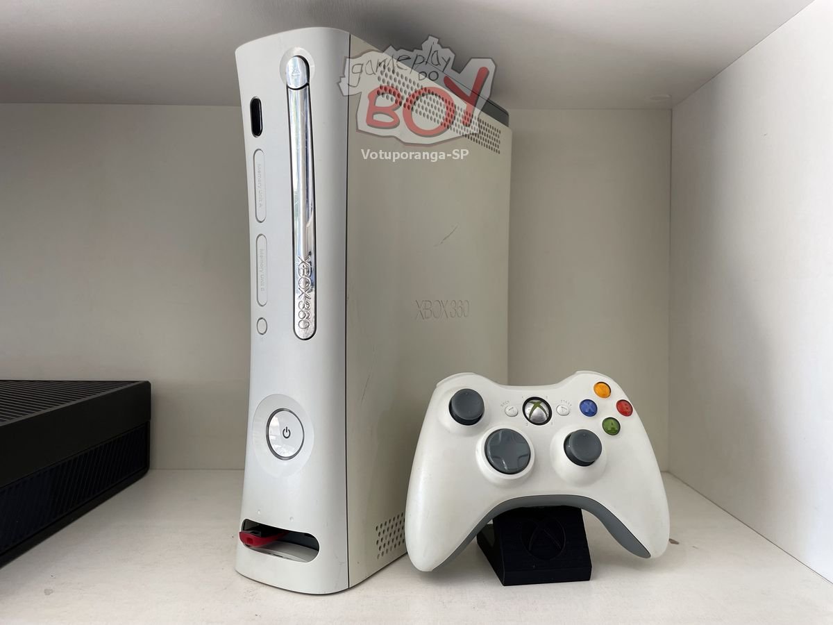 Xbox 360 Fat Com LT e Exploit + 38 Jogos + 4500 Retrô