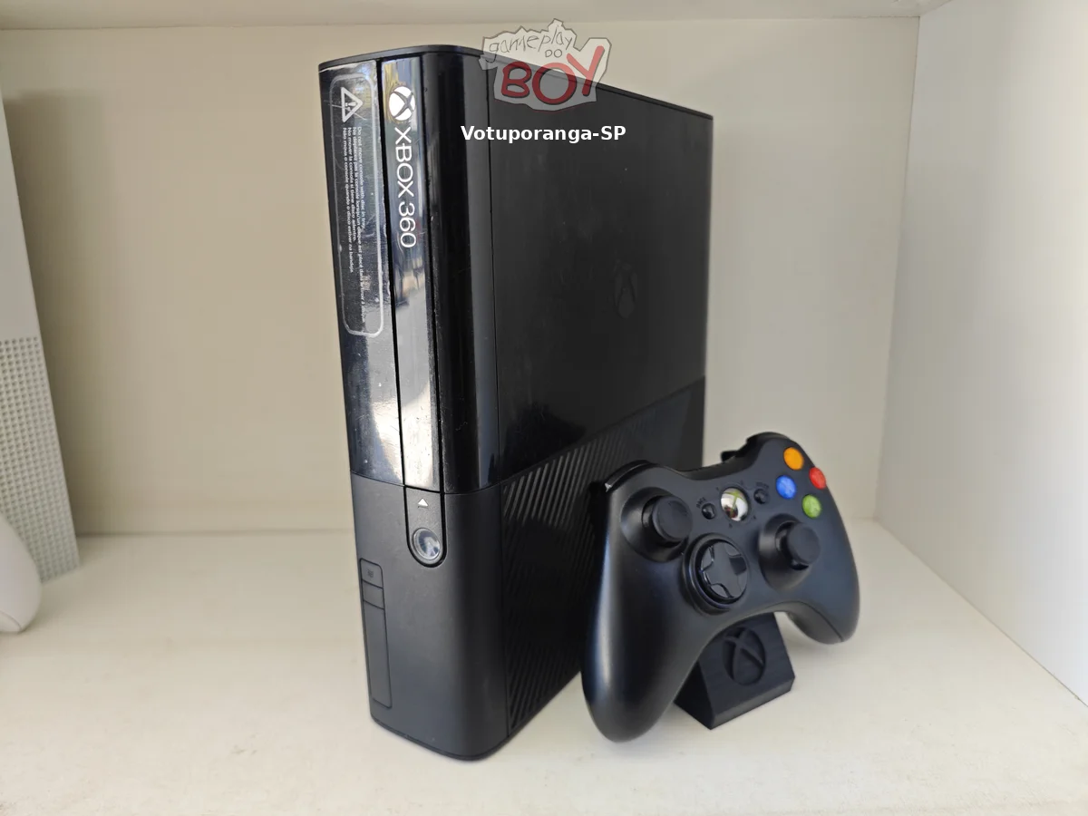 Xbox 360 Super Slim RGH 3 e LT 3 Com 20 a 150 Jogos + 4500 Jogos Retrô