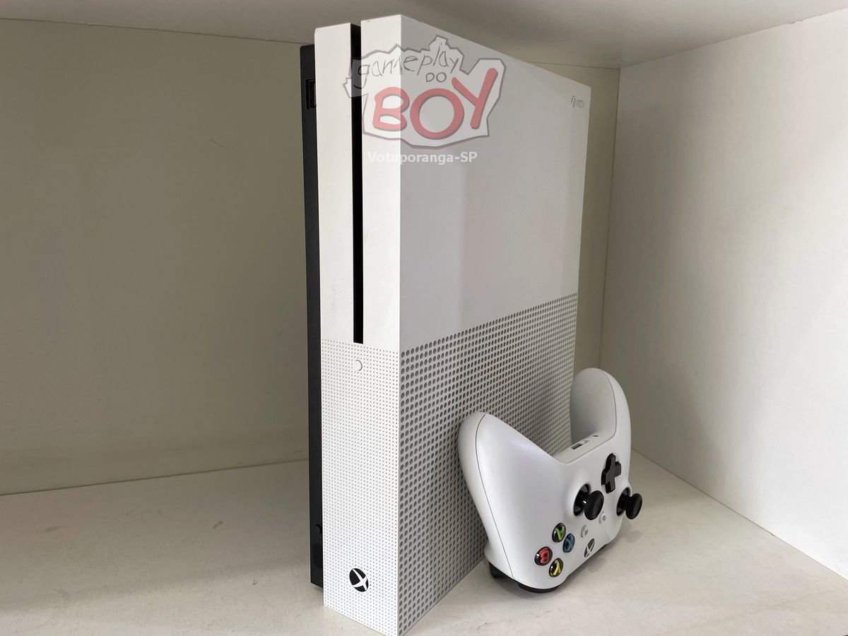 Xbox One S 500Gb - Seminovo