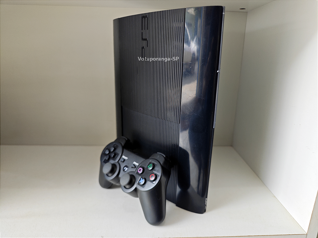 Playstation 3 Super Slim 250Gb + 14 Jogos PS3 + 14 Mil Retrô D.e.s.b.l.o.q. - Seminovo