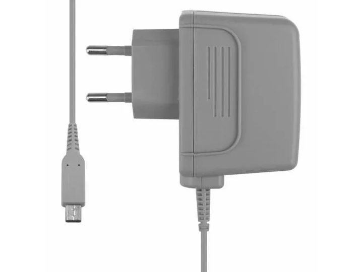 Carregador Bivolt Nintendo 3DS - Paralelo
